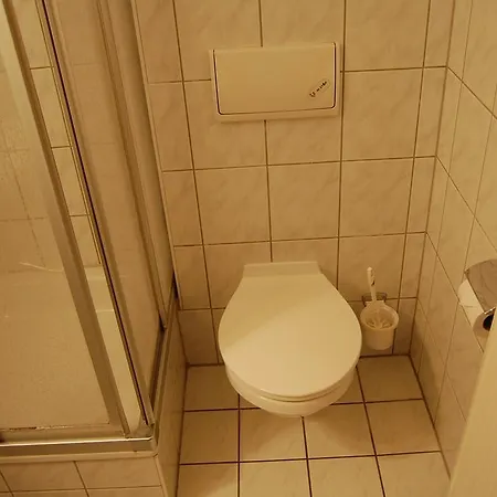 Jahnke 3* נויברנדנבורג